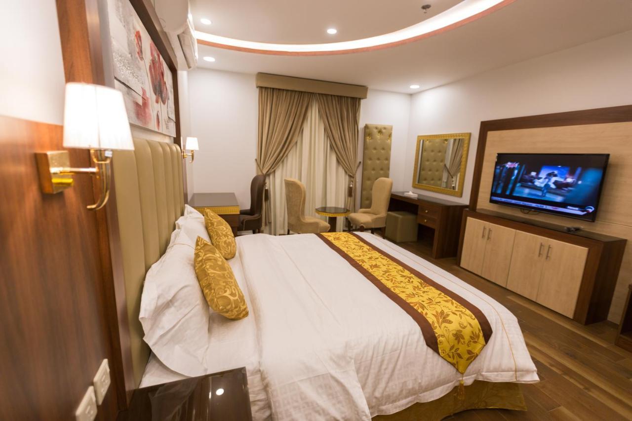 Luxury Hotel Apartments Tabuk Exterior foto